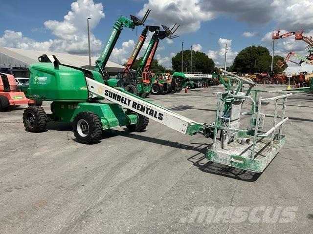 JLG 400S Teleskopbühnen