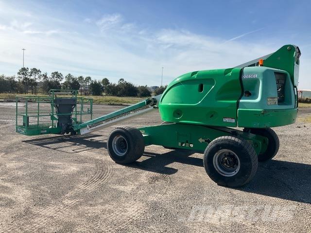 JLG 400S Teleskopbühnen