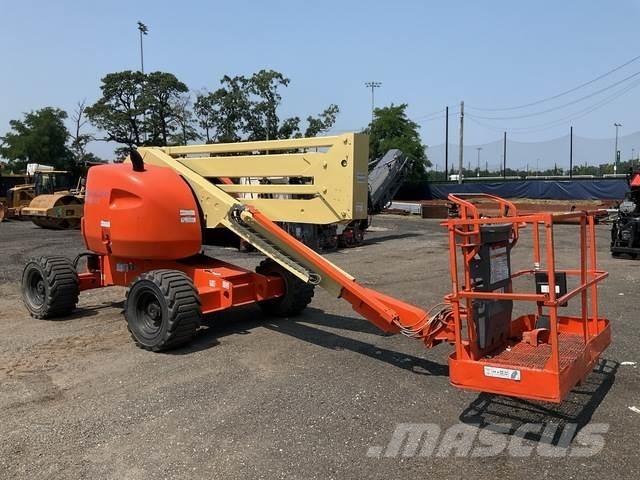 JLG 450A Gelenkteleskoparbeitsbühnen