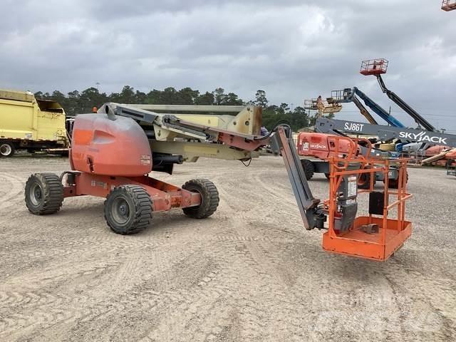 JLG 450AJ Gelenkteleskoparbeitsbühnen