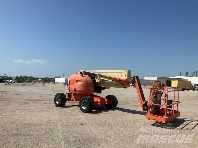 JLG 450AJ Gelenkteleskoparbeitsbühnen
