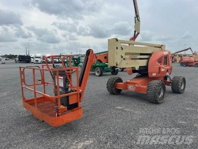 JLG 450AJ Gelenkteleskoparbeitsbühnen