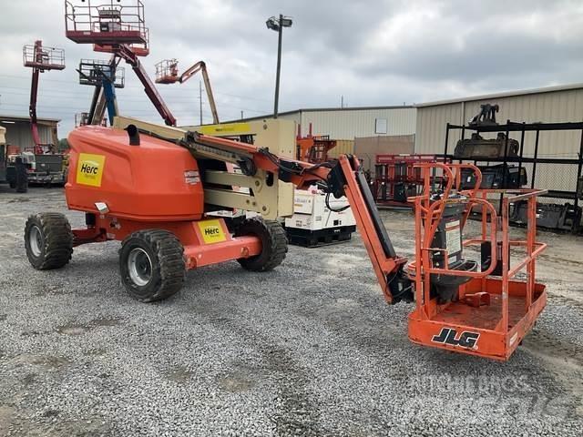 JLG 450AJ Gelenkteleskoparbeitsbühnen