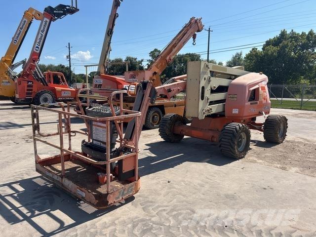 JLG 450AJ Gelenkteleskoparbeitsbühnen