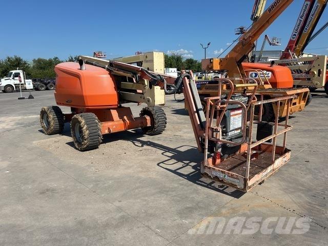 JLG 450AJ Gelenkteleskoparbeitsbühnen