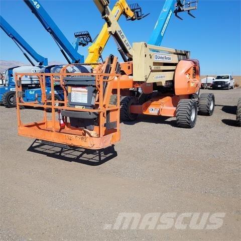 JLG 450AJ Gelenkteleskoparbeitsbühnen