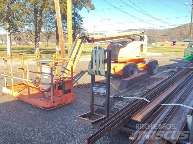 JLG 600 AJ Gelenkteleskoparbeitsbühnen