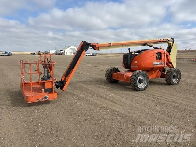 JLG 600AJ Gelenkteleskoparbeitsbühnen