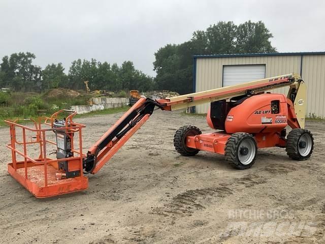 JLG 600AJ Gelenkteleskoparbeitsbühnen