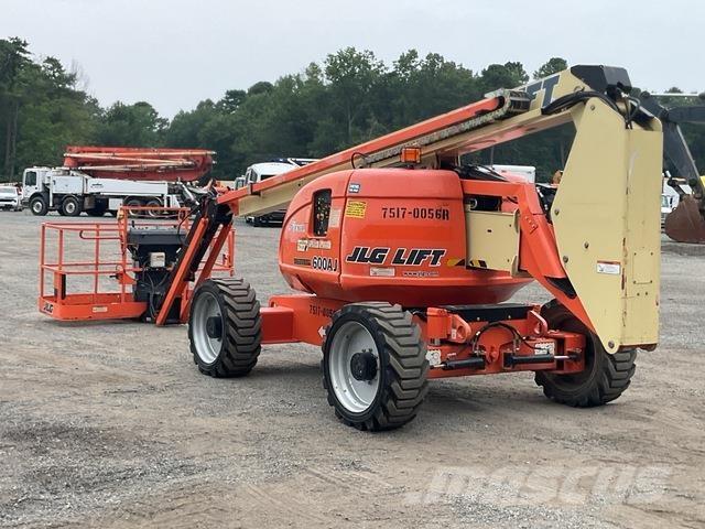 JLG 600AJ Gelenkteleskoparbeitsbühnen
