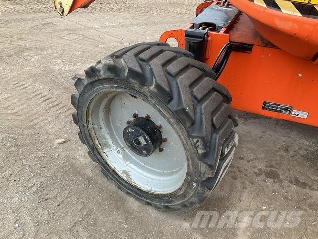 JLG 600AJ Gelenkteleskoparbeitsbühnen