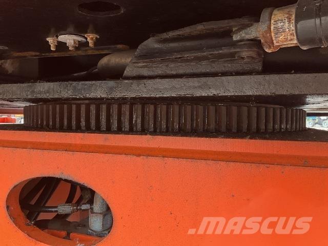 JLG 600AJ Gelenkteleskoparbeitsbühnen