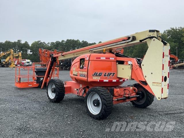 JLG 600AJ Gelenkteleskoparbeitsbühnen