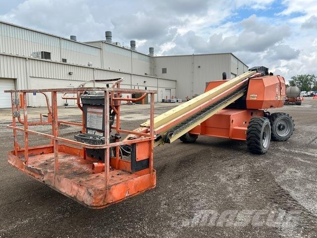 JLG 600S Teleskopbühnen