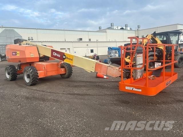 JLG 600S Teleskopbühnen