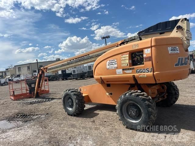JLG 600SJ 4X4 Gelenkteleskoparbeitsbühnen