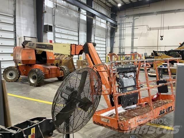 JLG 660SL Gelenkteleskoparbeitsbühnen