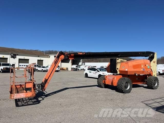 JLG 800 AJ Gelenkteleskoparbeitsbühnen
