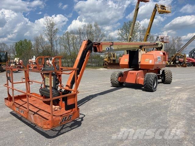 JLG 800 AJ Gelenkteleskoparbeitsbühnen
