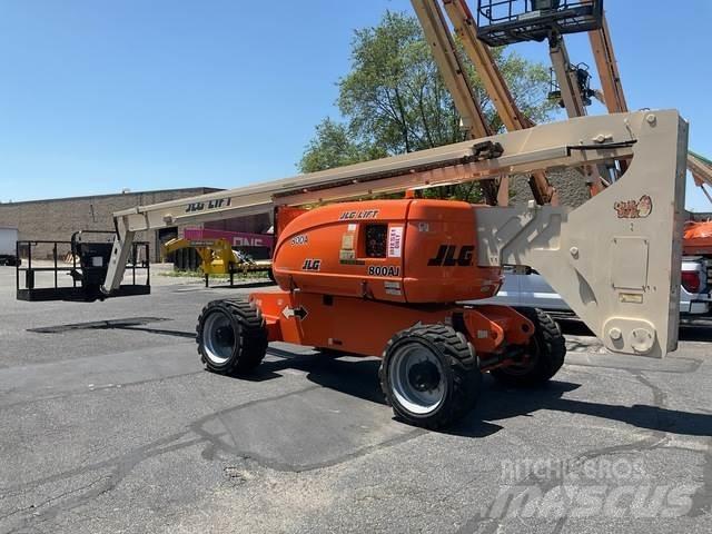 JLG 800A Gelenkteleskoparbeitsbühnen