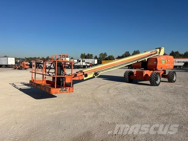 JLG 800S Teleskopbühnen