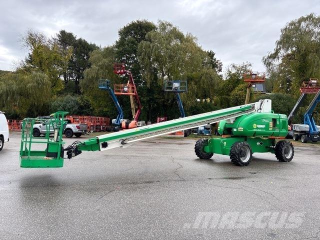 JLG 800S Teleskopbühnen