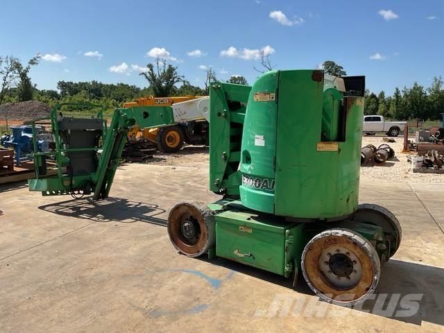 JLG E300AJ Gelenkteleskoparbeitsbühnen