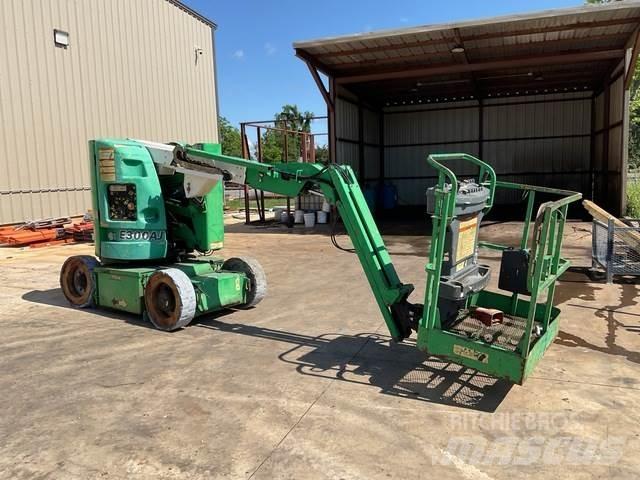 JLG E300AJ Gelenkteleskoparbeitsbühnen