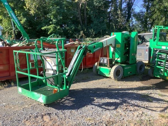 JLG E300AJ Gelenkteleskoparbeitsbühnen