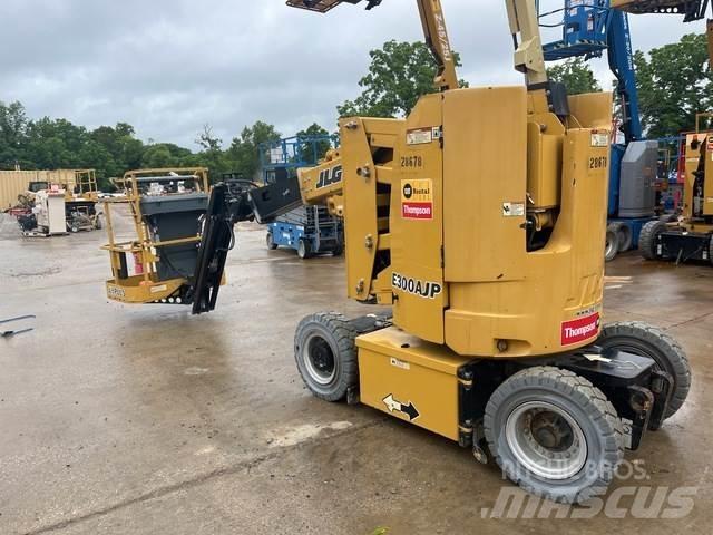 JLG E300AJP Gelenkteleskoparbeitsbühnen