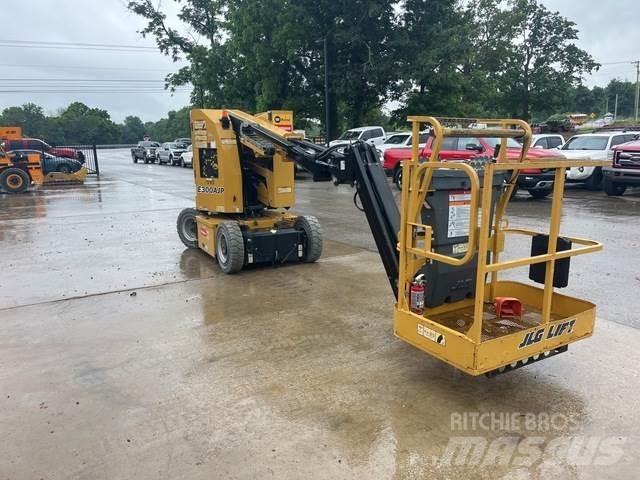 JLG E300AJP Gelenkteleskoparbeitsbühnen