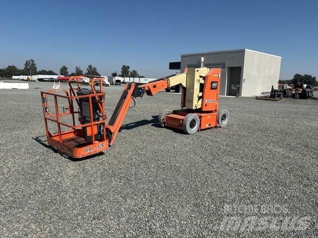 JLG E300AJP Gelenkteleskoparbeitsbühnen