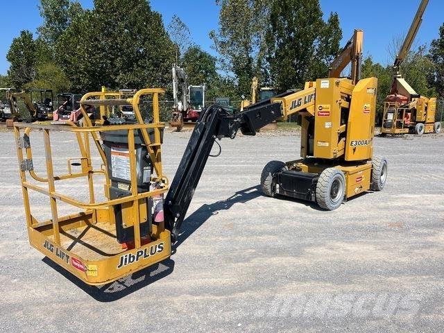 JLG E300AJP Teleskopbühnen