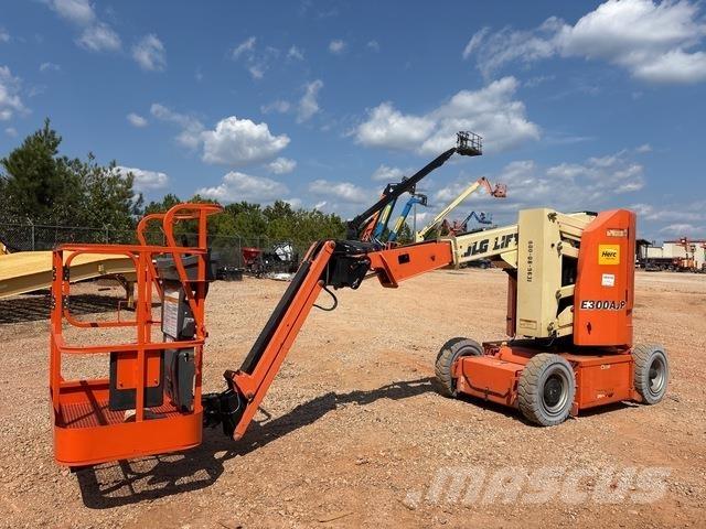 JLG E300AJP Gelenkteleskoparbeitsbühnen