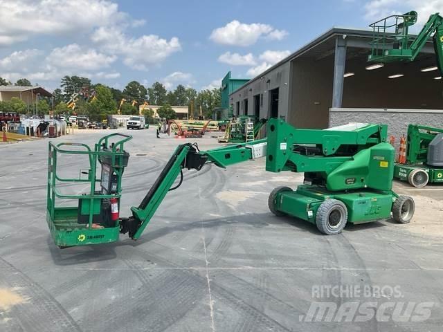 JLG E400AJP Gelenkteleskoparbeitsbühnen