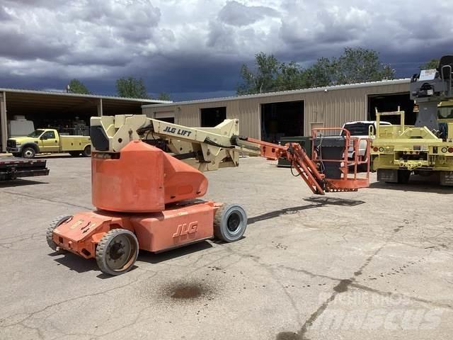 JLG E400AJPN Gelenkteleskoparbeitsbühnen