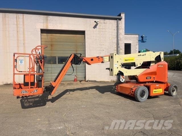 JLG E400AJPN Gelenkteleskoparbeitsbühnen