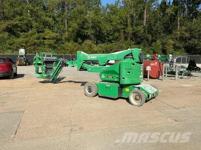 JLG E400AJPN Gelenkteleskoparbeitsbühnen