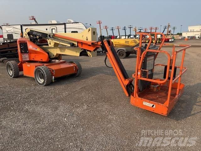 JLG E450AJ Gelenkteleskoparbeitsbühnen