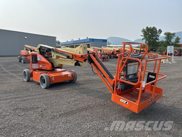 JLG E450AJ Gelenkteleskoparbeitsbühnen