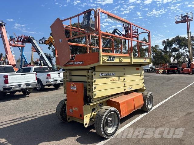 JLG M4069 Scheren-Arbeitsbühnen
