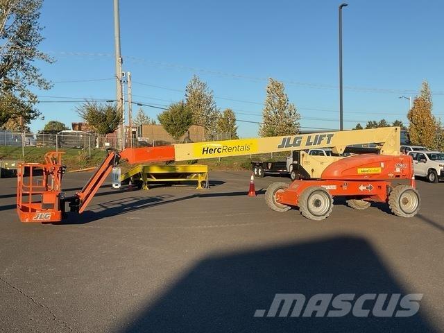 JLG M600J Teleskopbühnen
