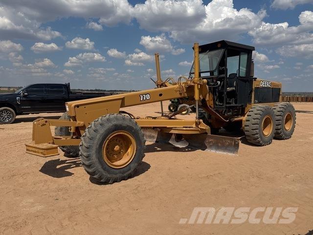 John Deere 770 Grader