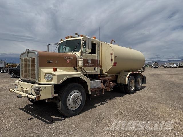 Kenworth C500 Wassertanker