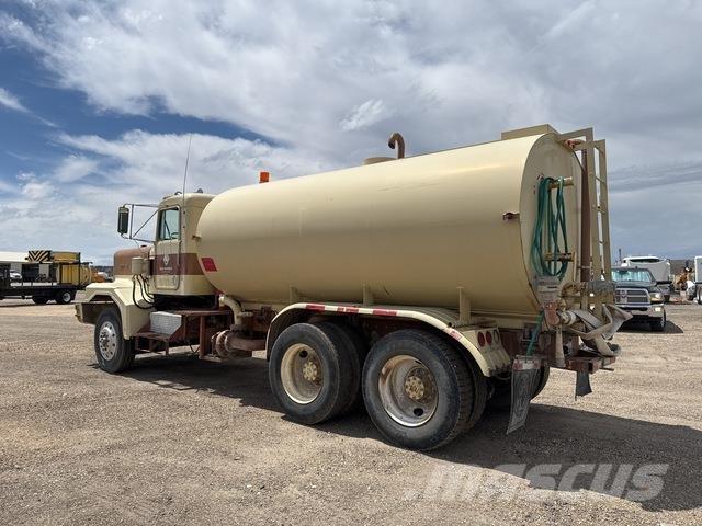 Kenworth C500 Wassertanker