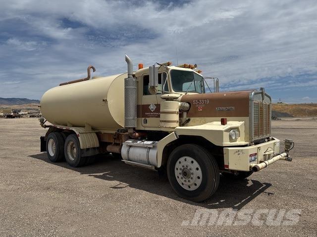 Kenworth C500 Wassertanker
