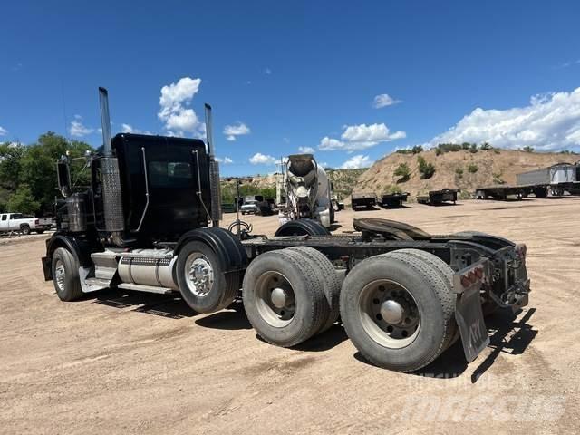 Kenworth T-800 Sattelzugmaschinen