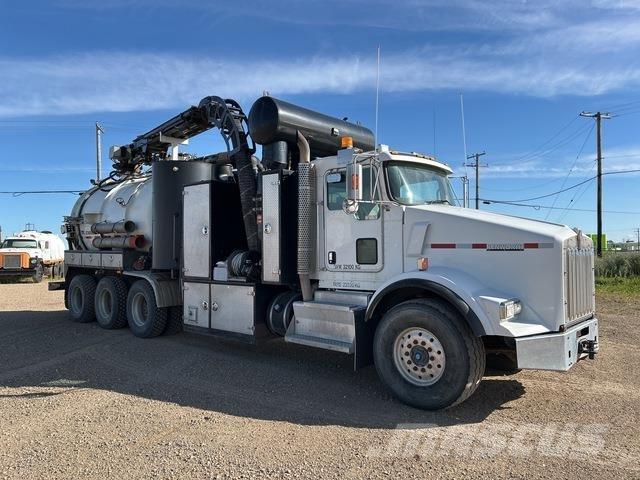 Kenworth T-800 Raupenbagger
