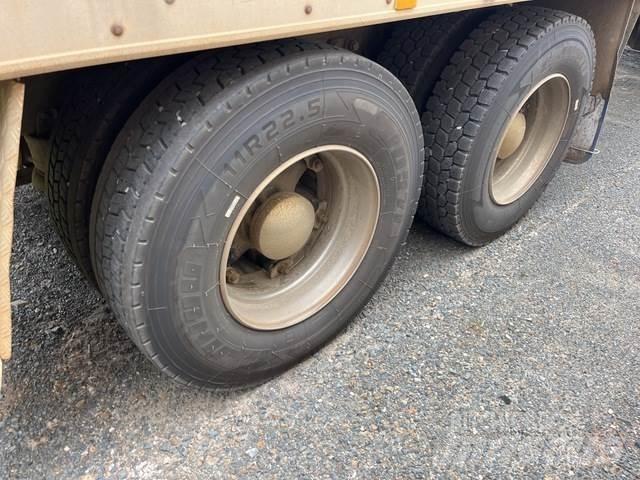 Kenworth T450 Kofferaufbau