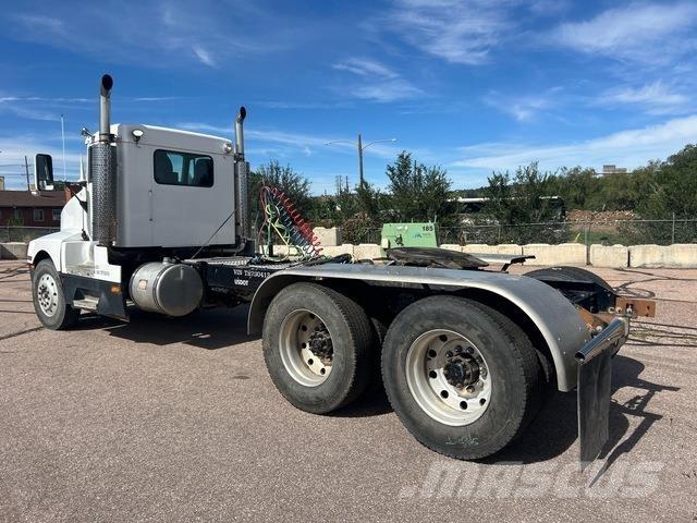 Kenworth T600 Sattelzugmaschinen